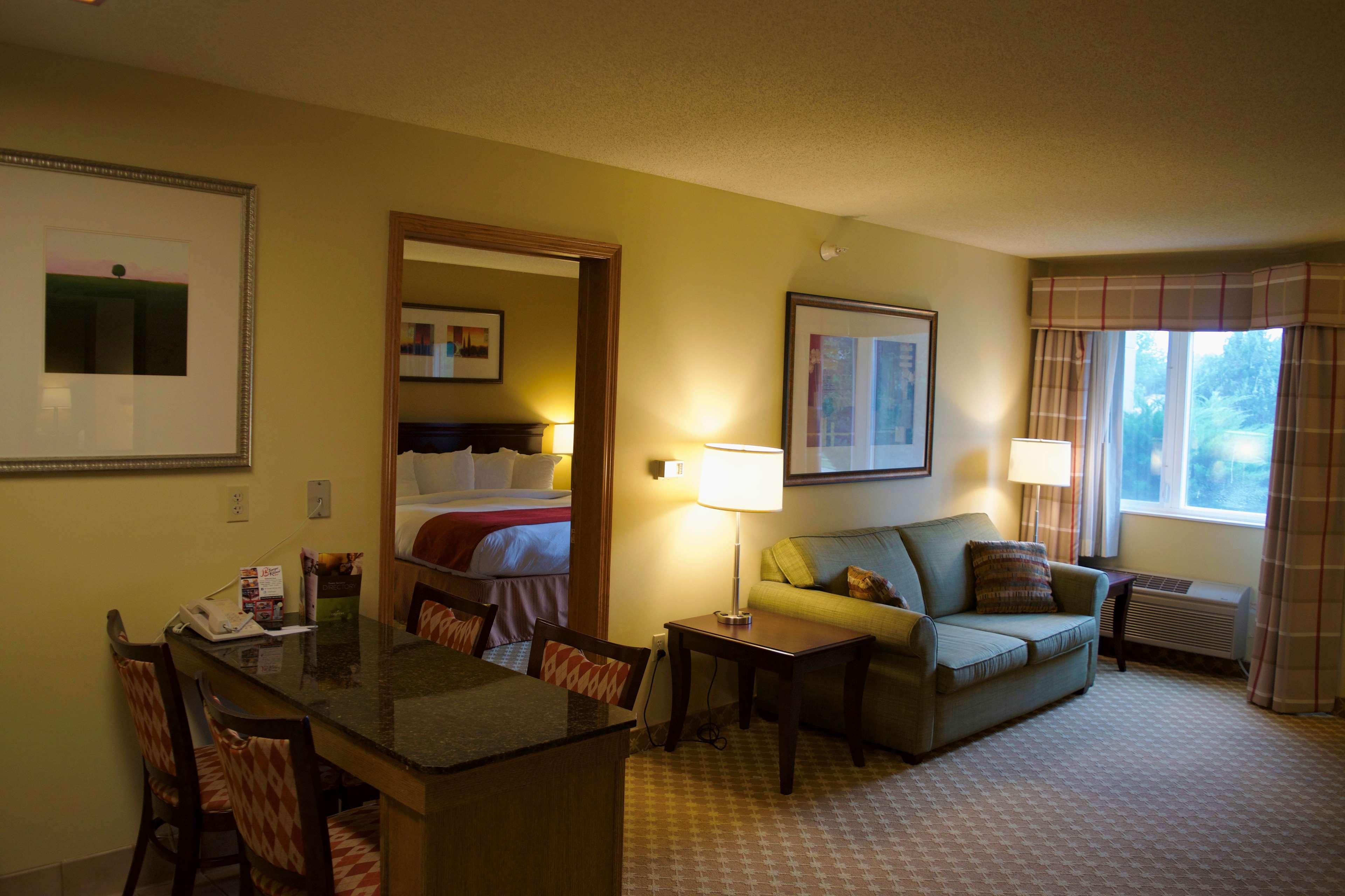 Country Inn & Suites By Radisson, Lincoln North Hotel And Conference Center, Ne Exterior photo